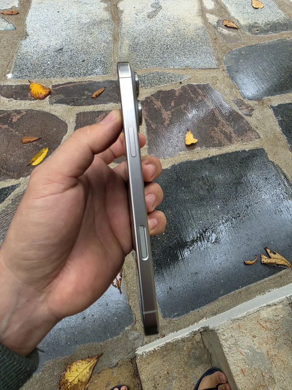 iPhone 16 PRO MAX - Foto 2