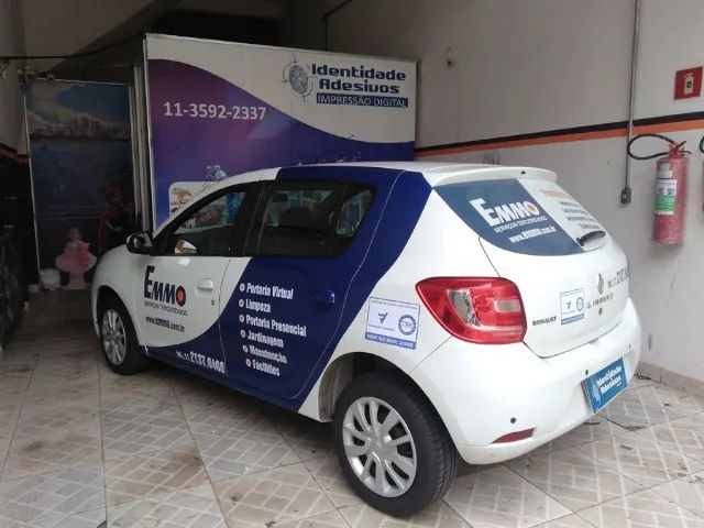 Plotagem e Sinalização automotiva