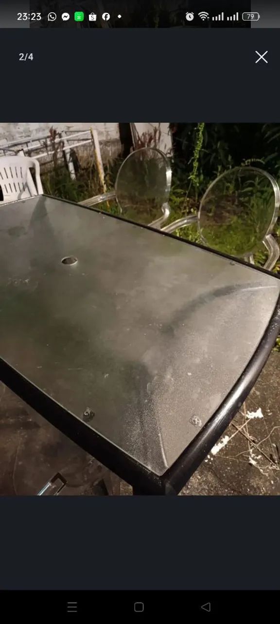 Mesa com 4 cadeira acrílico  - Foto 4