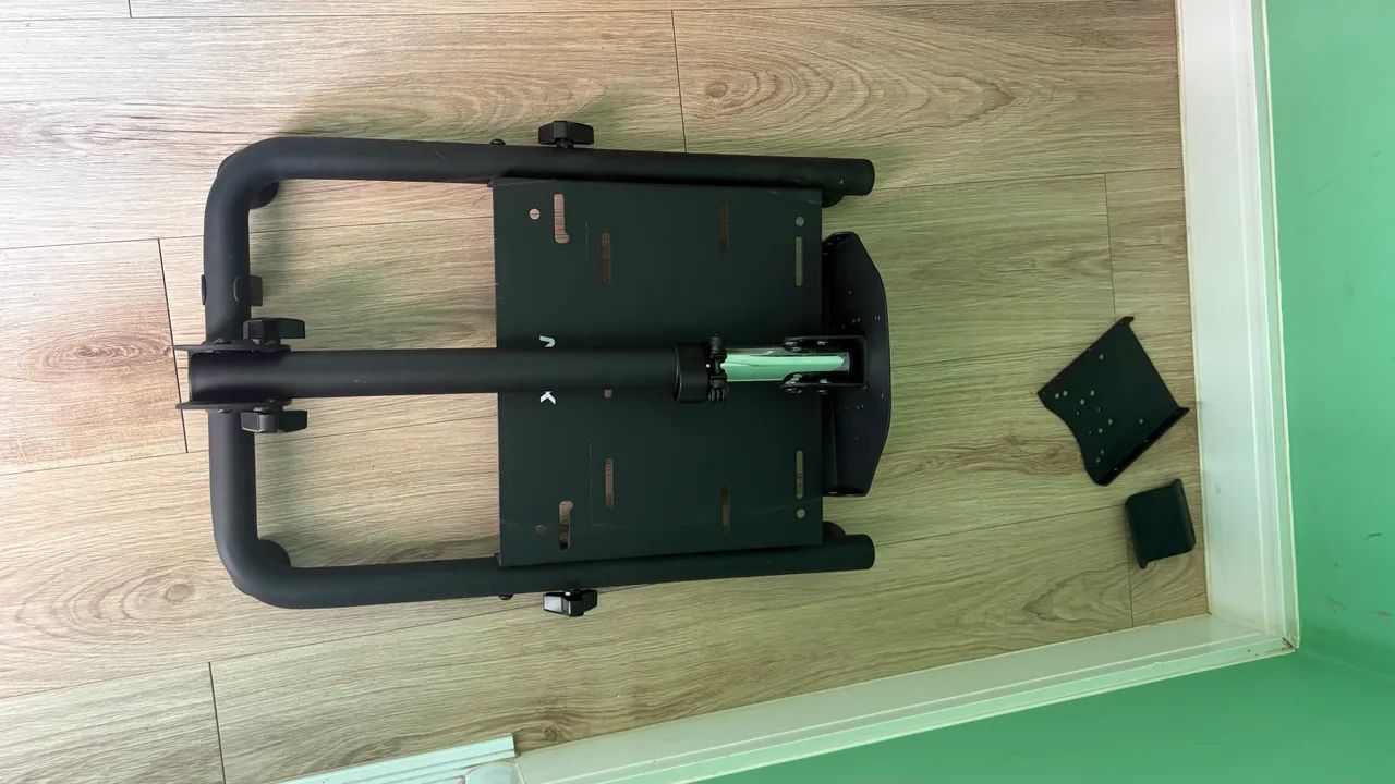 Vendo suporte para volante logitech  - Foto 3