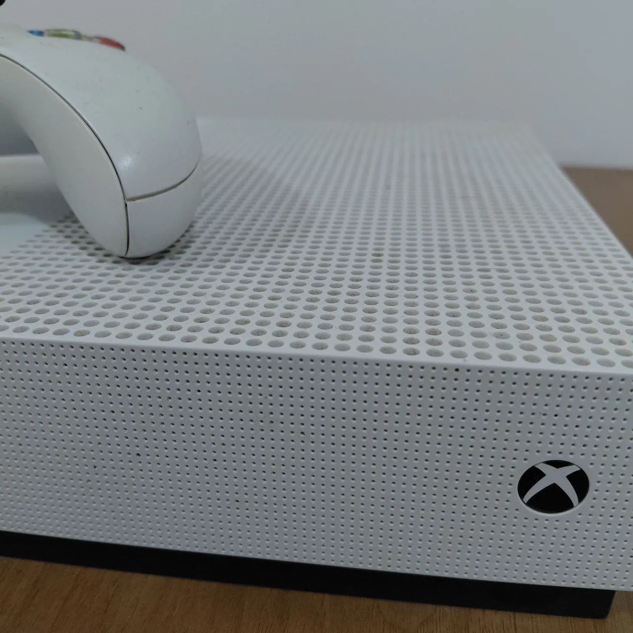 XBOX ONE S ALL DIGITAL 1TB - Foto 2