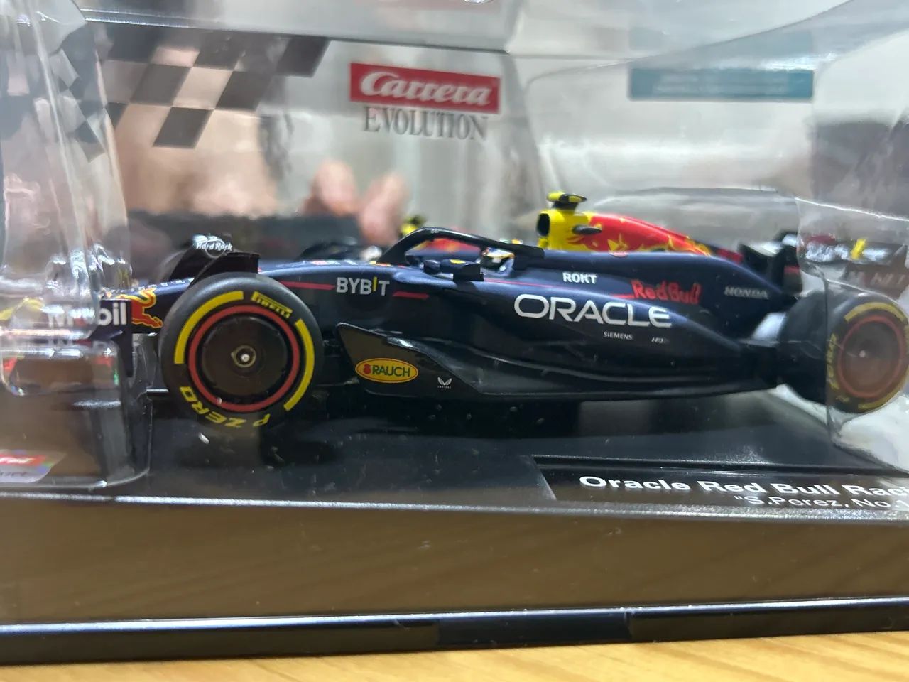 Carrinho F1 Carrera Evolution Red Bull RB20