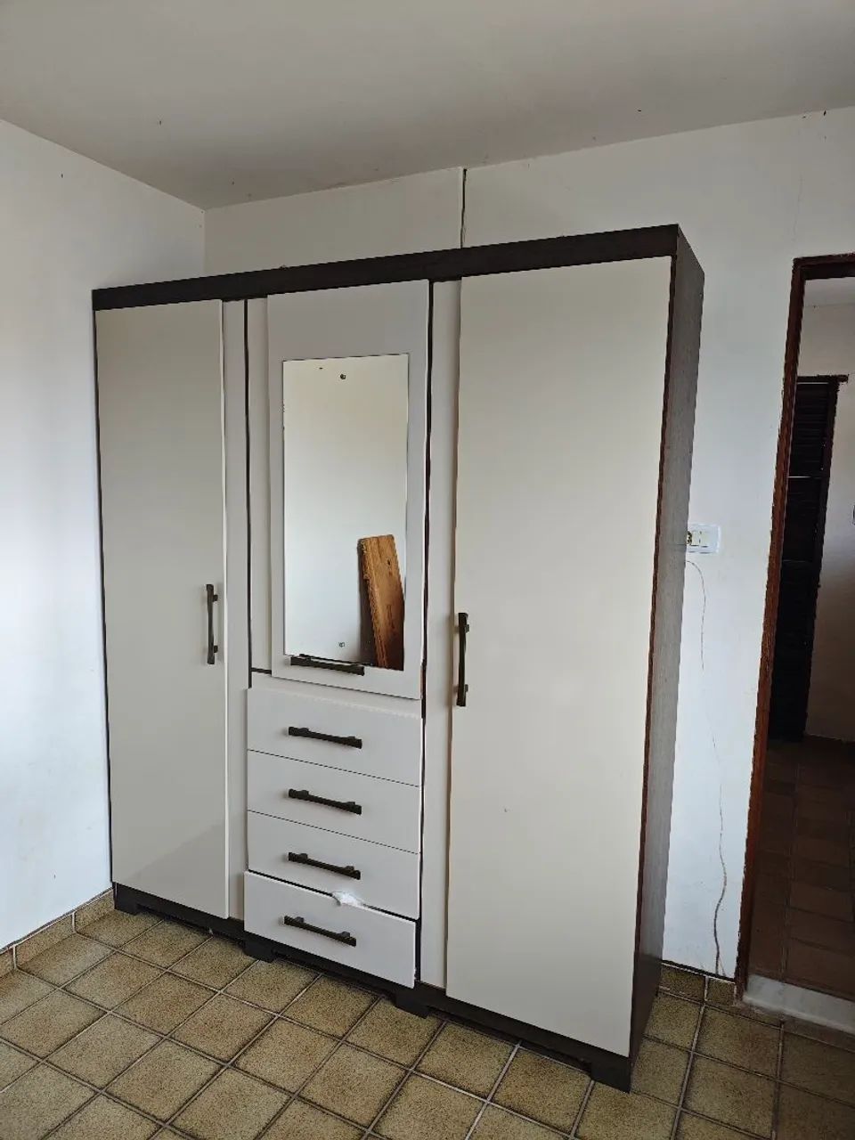 Guarda roupa casal