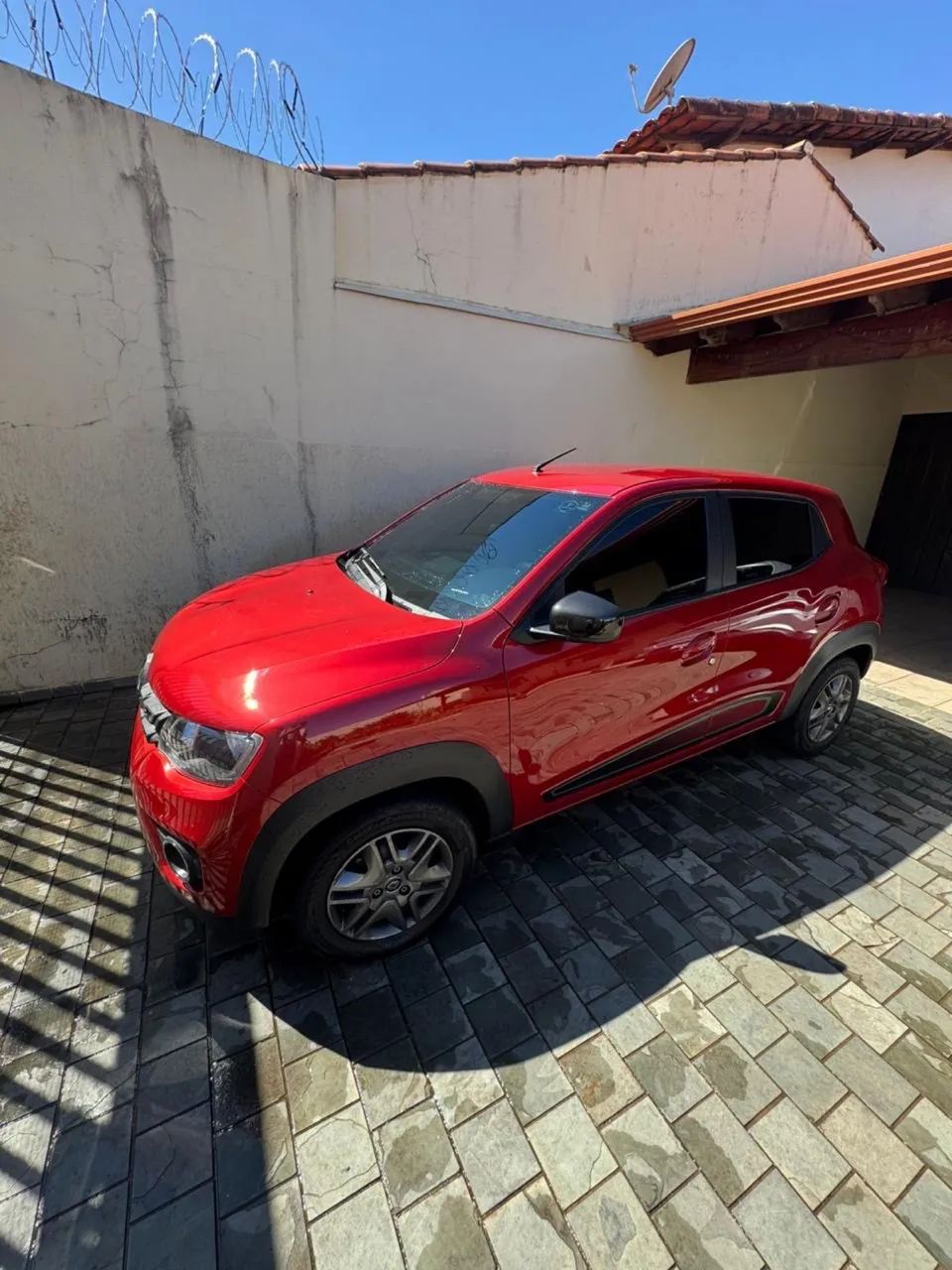 Renault Kwid KWID Intense 1.0 Flex 12V 5p Mec. 2022