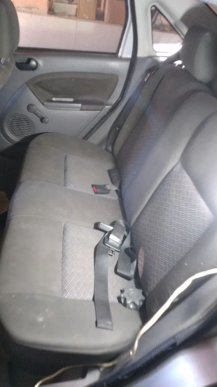 Ford Fiesta Sed. 1.6 8V Flex 4P 2005