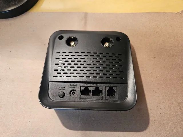 Roteador Modem 4G Wi-Fi Intelbras ICW 4002 Completo com Acessórios - Foto 2