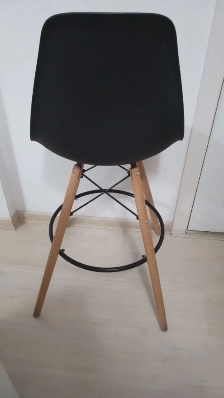 3 Cadeiras altas estilo baquetas 