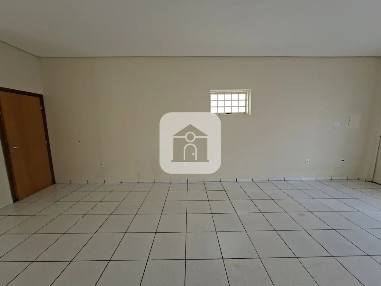 Cômodo Comercial para locação bairro Granada - Foto 2