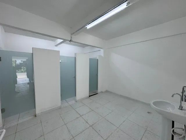 Vendo ou Alugo Prédio Comercial Novo 1.000m² c/ 2 Pisos ótimo para Clinicas na Praça 14  - Foto 5