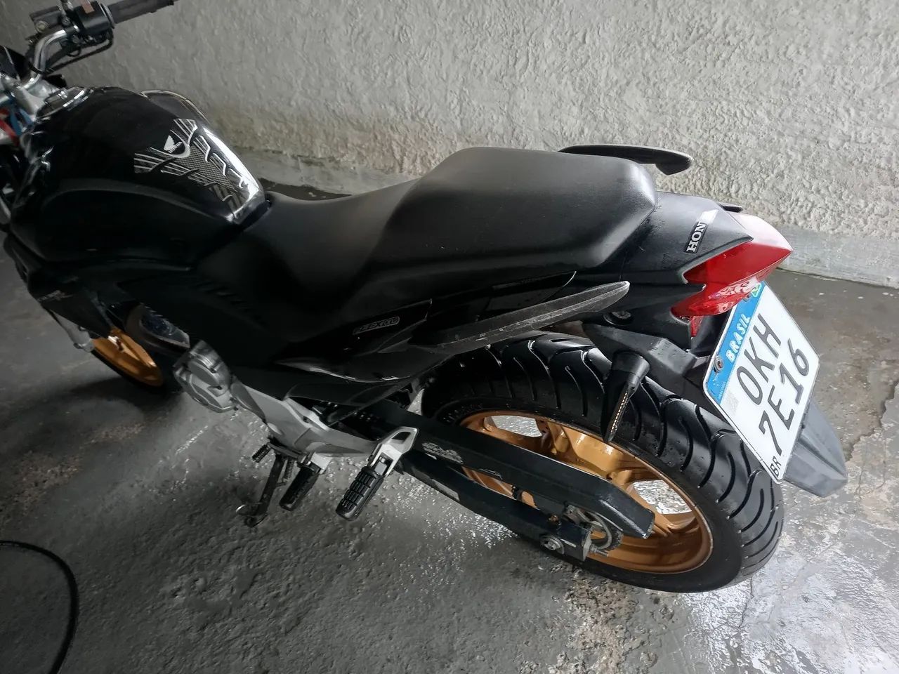 Br 300r - Foto 2