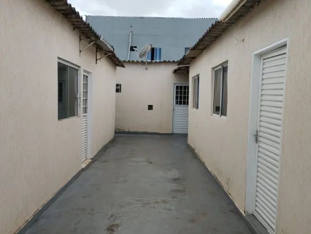 Ótimo lote com 3 casas - Foto 3