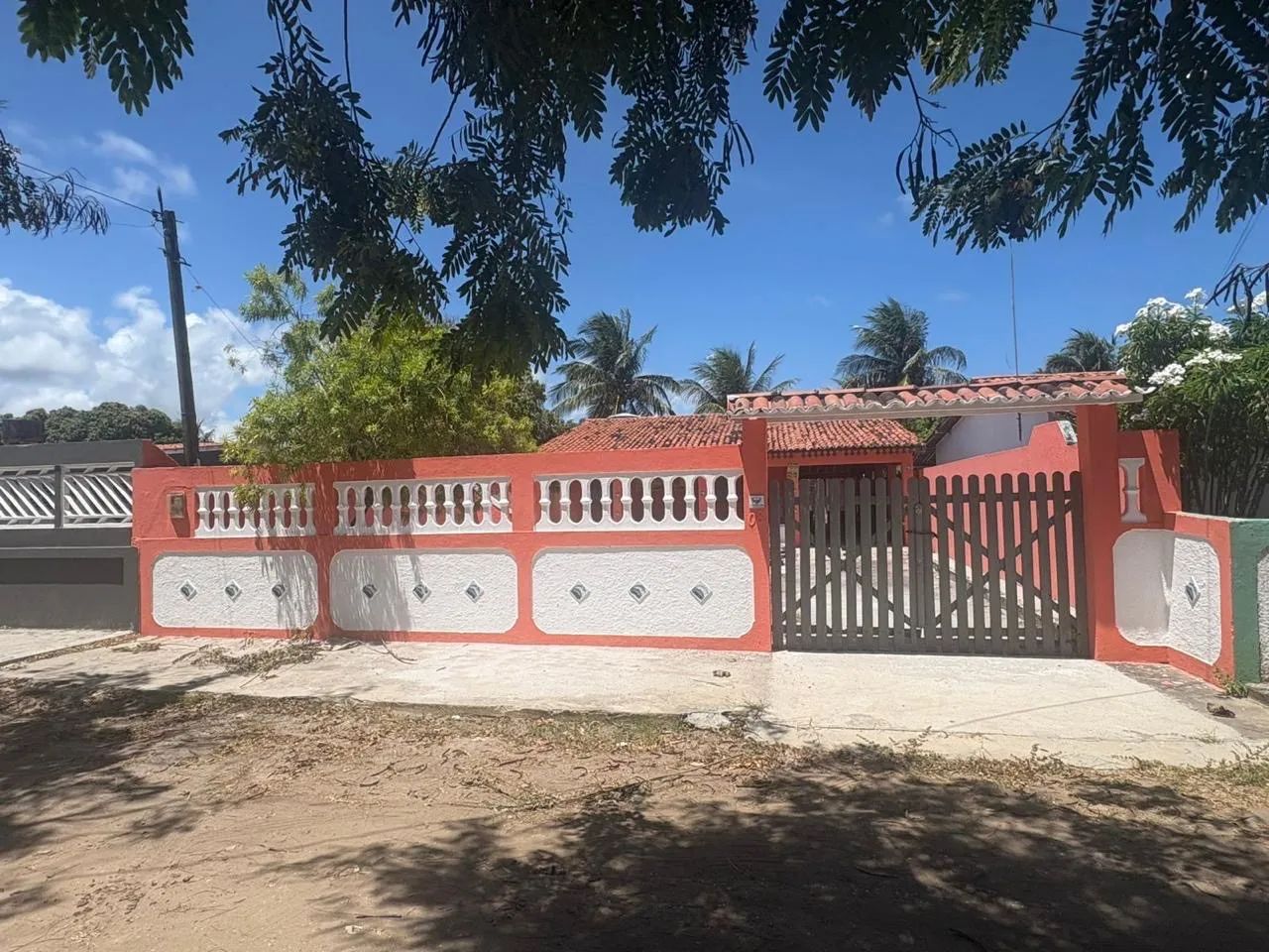 Excelente Casa em Carne de Vaca com Piscina
