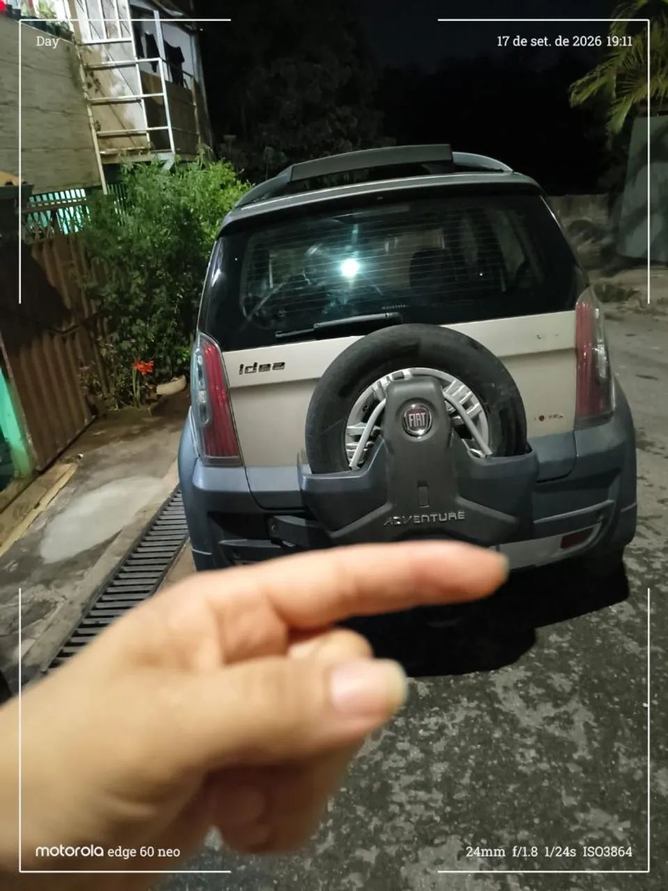 Fiat Idea Adv./ Adv.lock.dualogic 1.8 Flex 5P 2013 - Foto 4