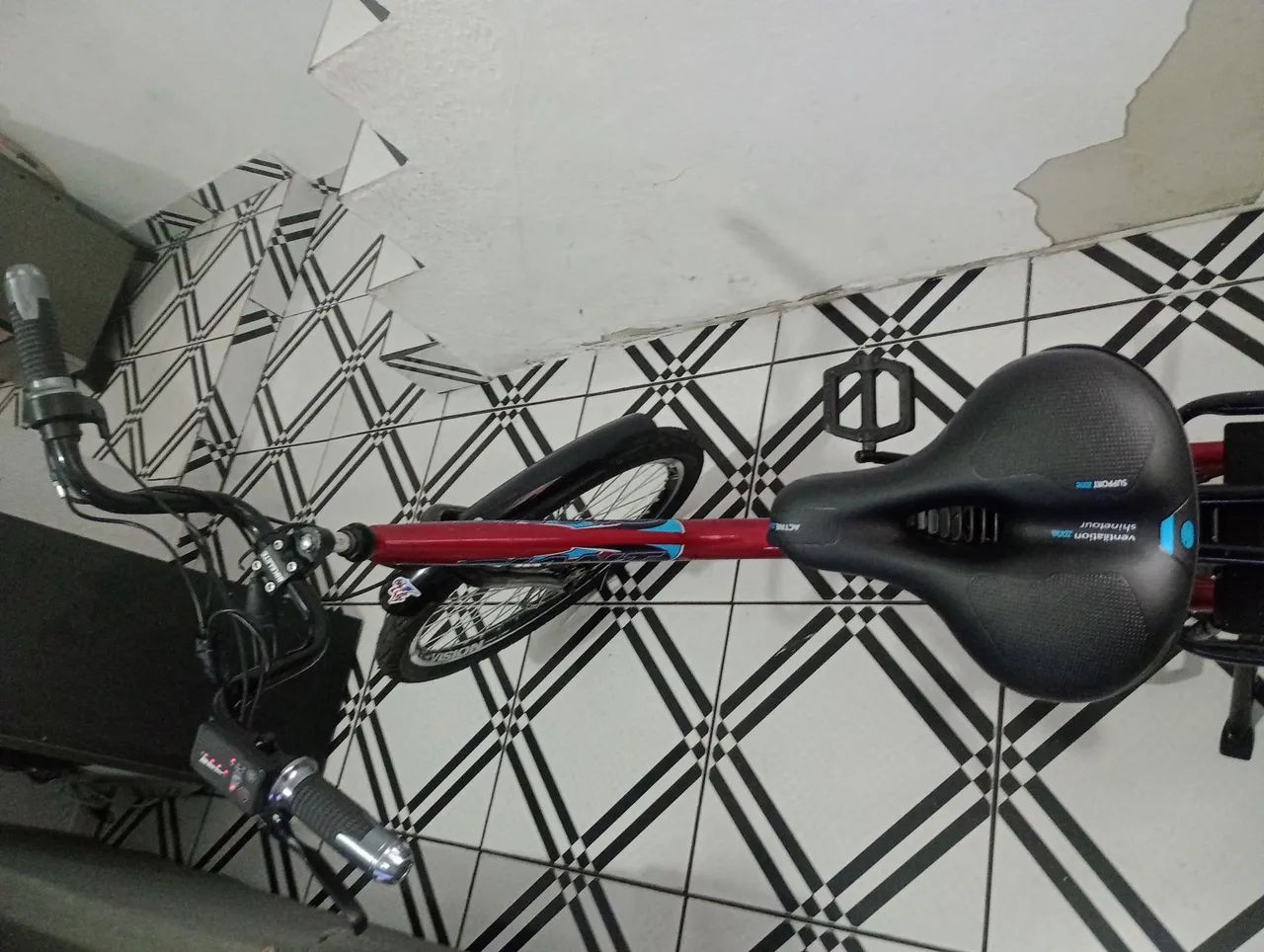 Vendo bicicleta elétrica nova vc que quer uma sair do trânsito. - Foto 3