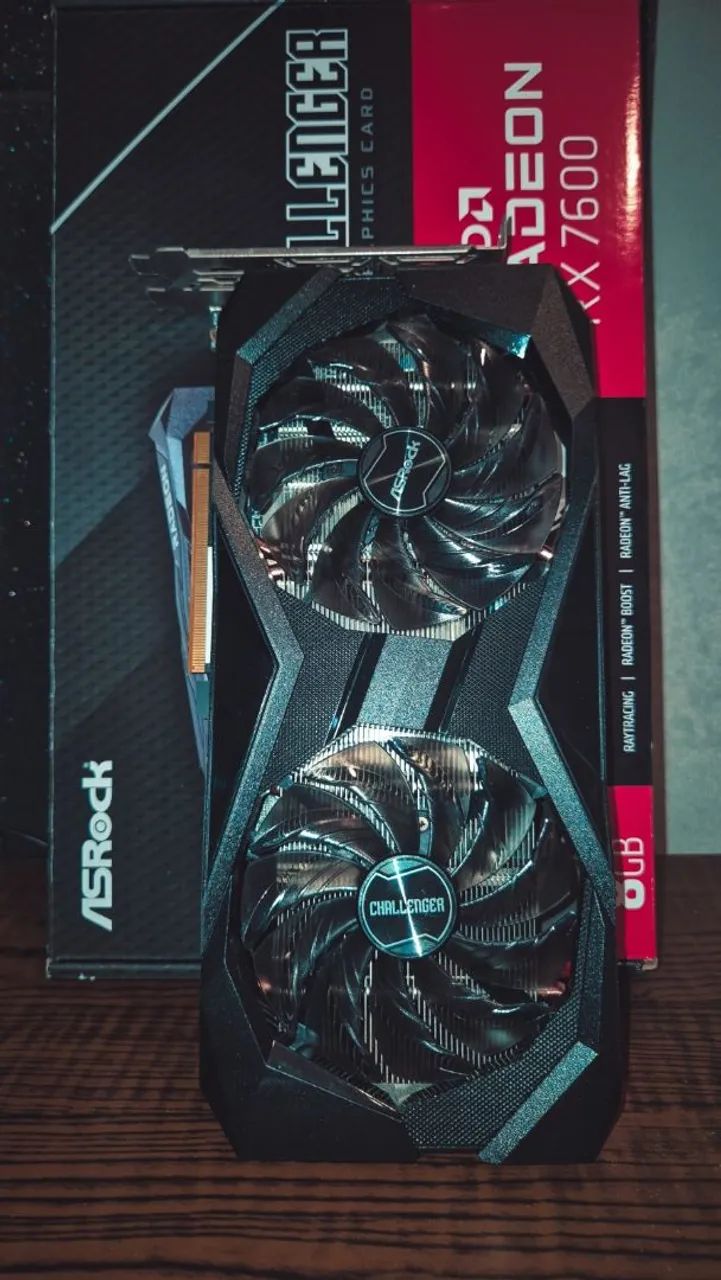 Placa de Vídeo Rx7600