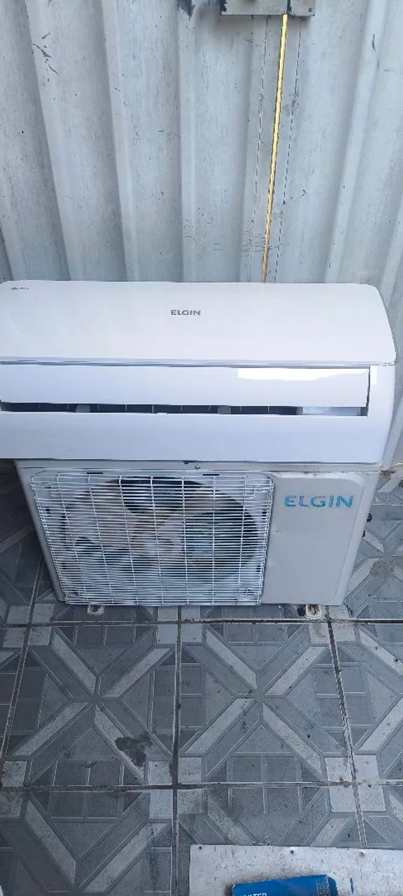 Ar-condicionado ,9.000 BTUs 