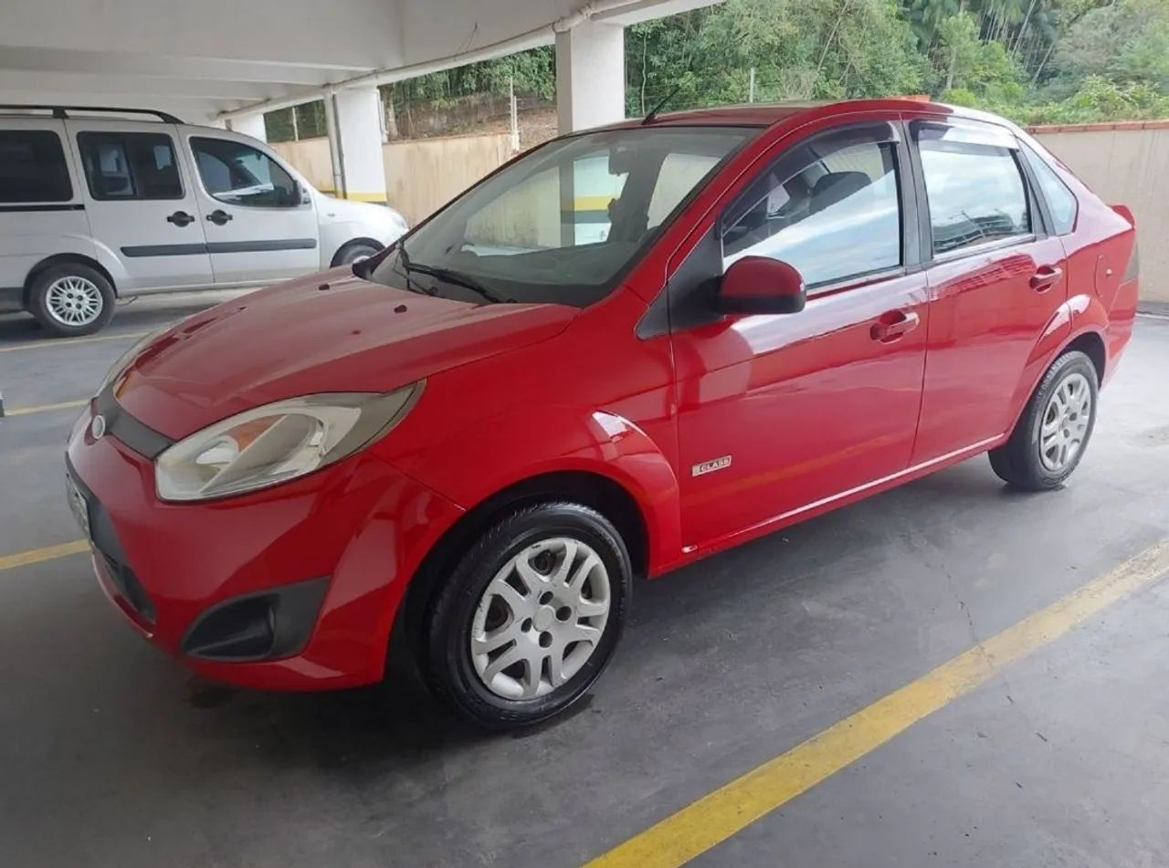 Ford Fiesta 1.6 8V FLEX 2013