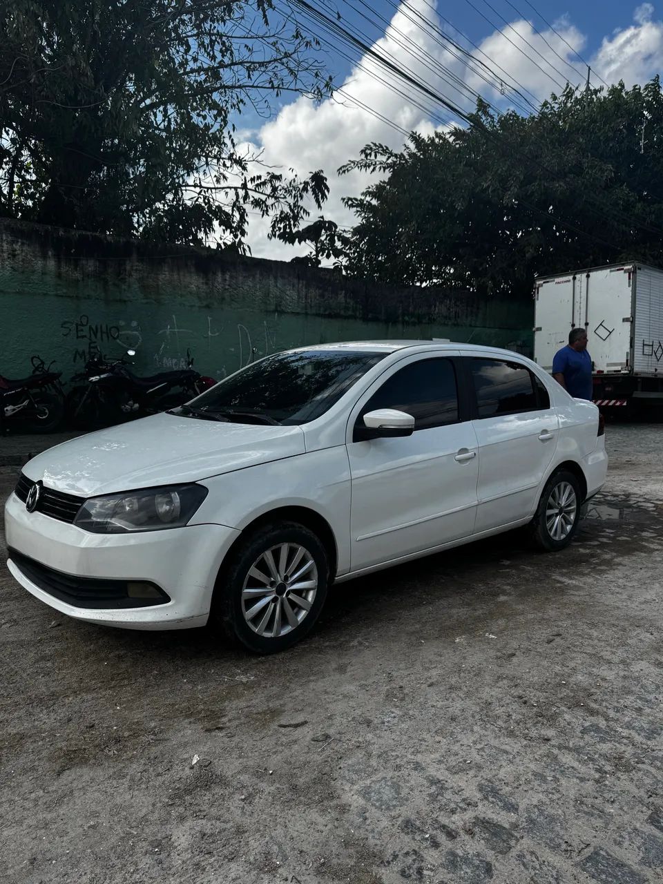 Volkswagen Voyage COMF/HIGHLI. 1.6 T.FLEX 8V 4P 2015