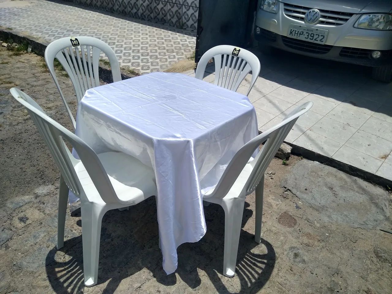 Aluguel de Mesas cadeiras toalhas e Frizer para seu  evento  - Foto 5