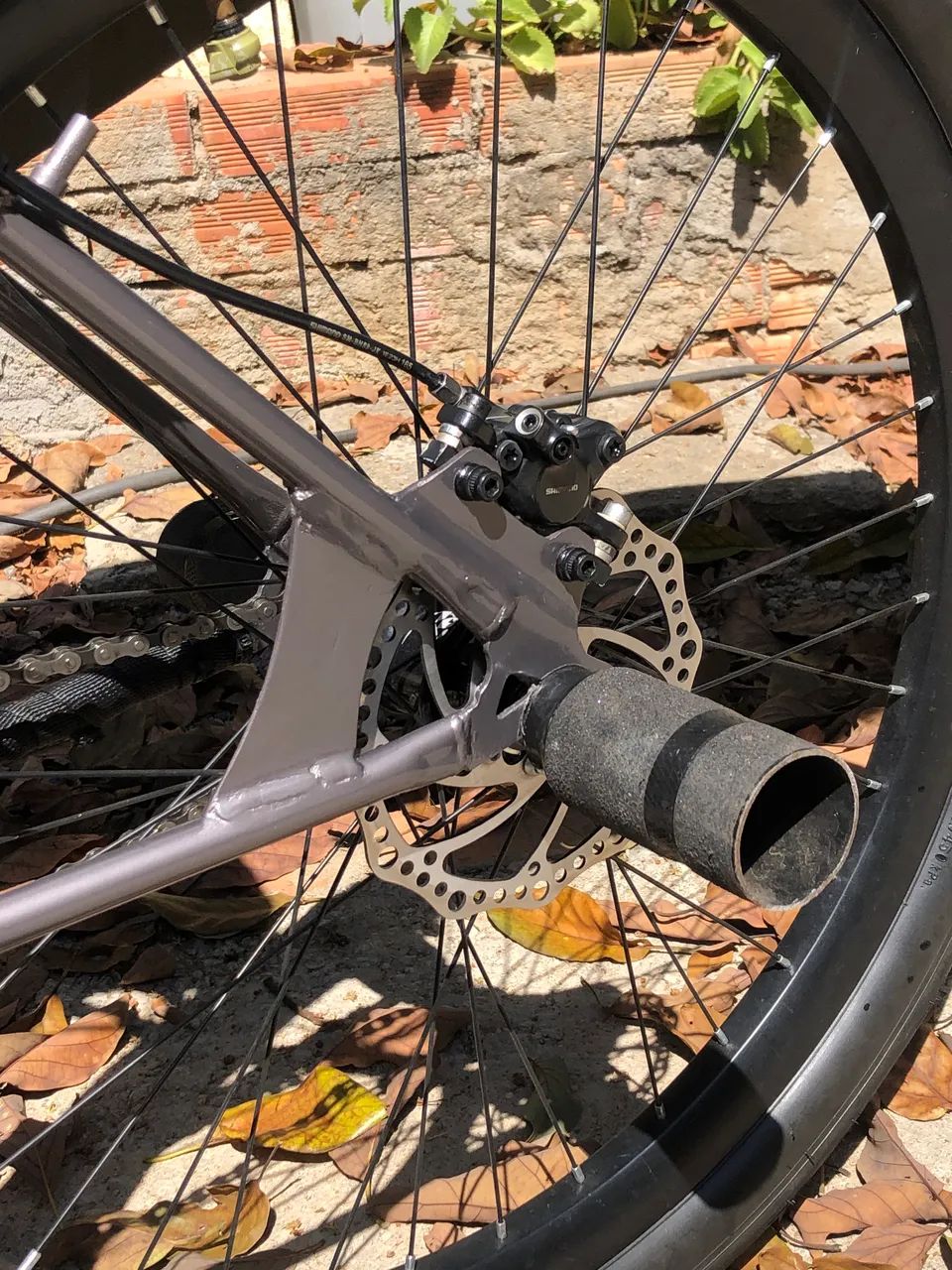 Bicicleta aro 26 tipo BMX - Foto 3