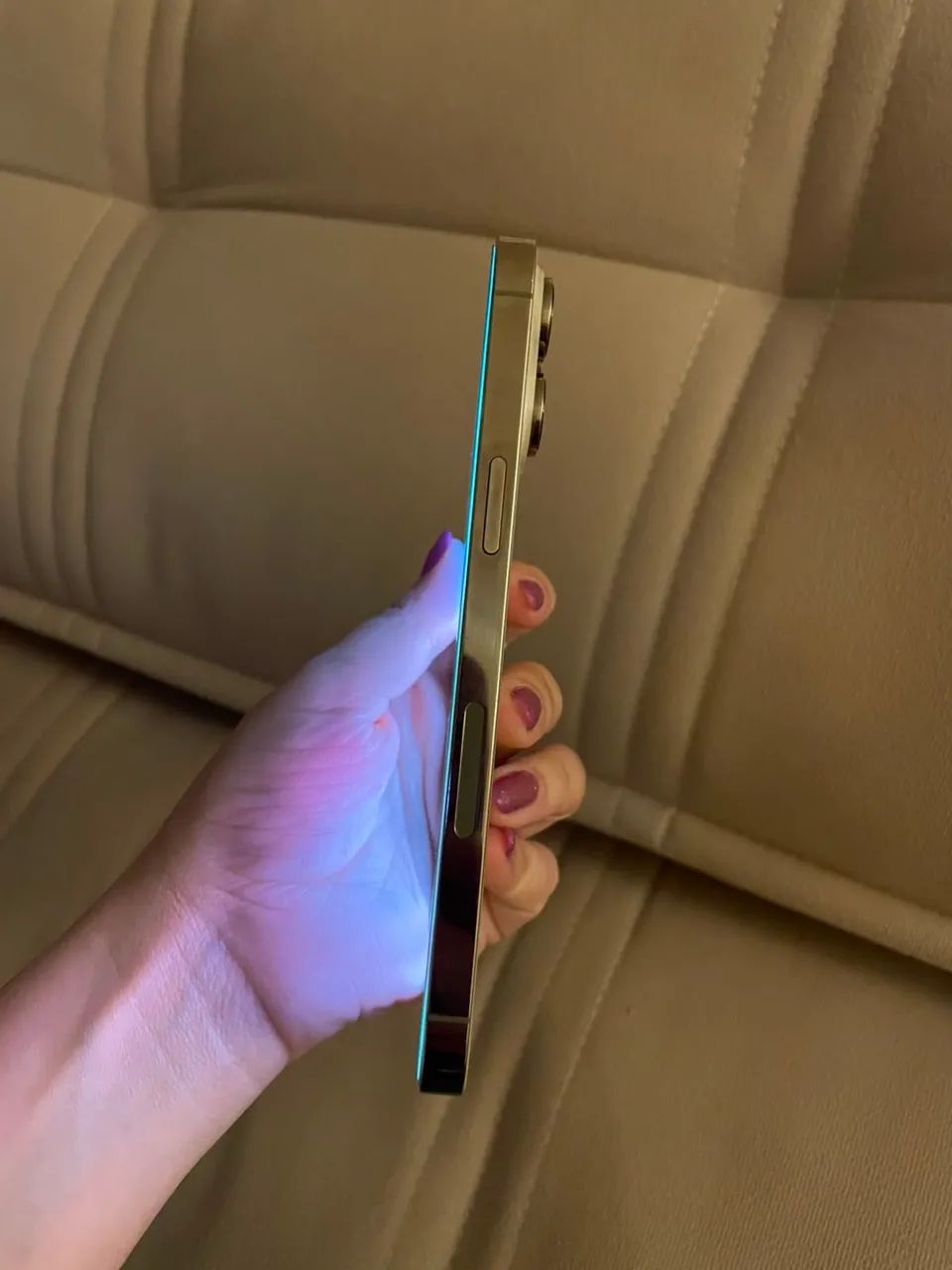 Vendo IPhone 14 Pro Max 128 gb (dourado) - Foto 5