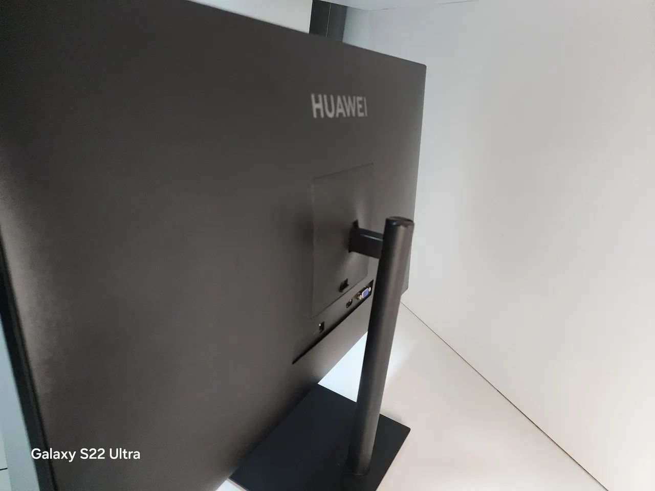 Monitor HUAWEI   32 X 58  C/suporte - Foto 5