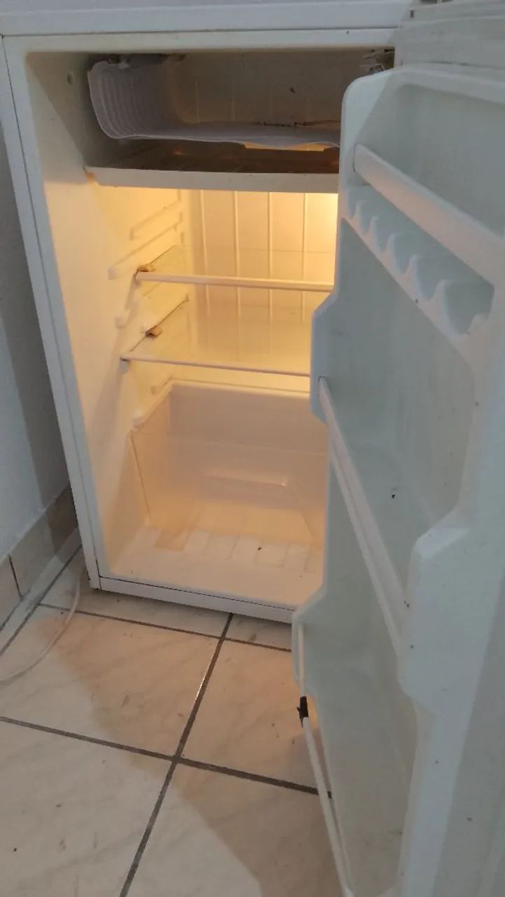 Frigobar Philco - Foto 4