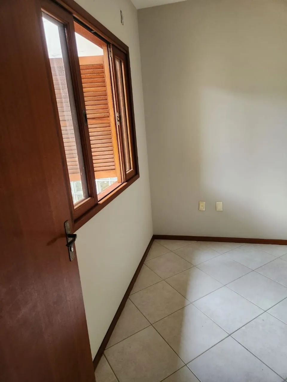 Aluga-se casa de 3 quartos no Santa Mônica  - Foto 5