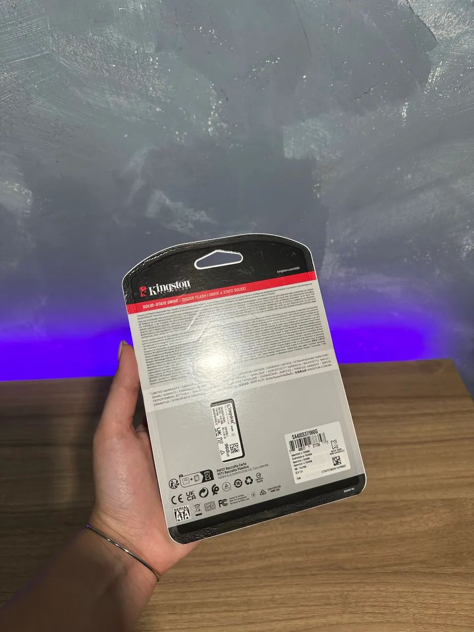 SSD SATA Kingston 960GB - Foto 2