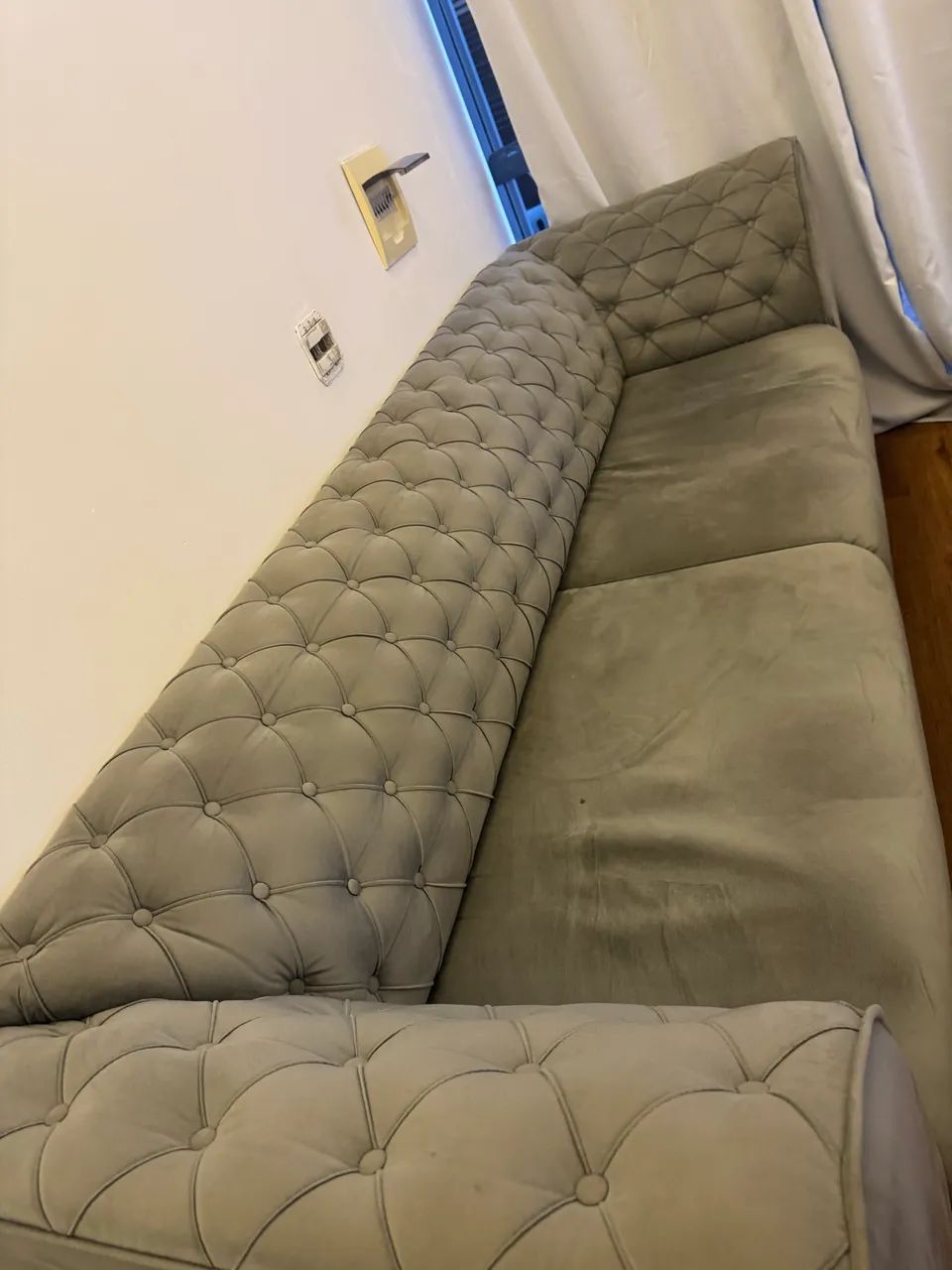 Sofá Chesterfield madeira pura  - Foto 4