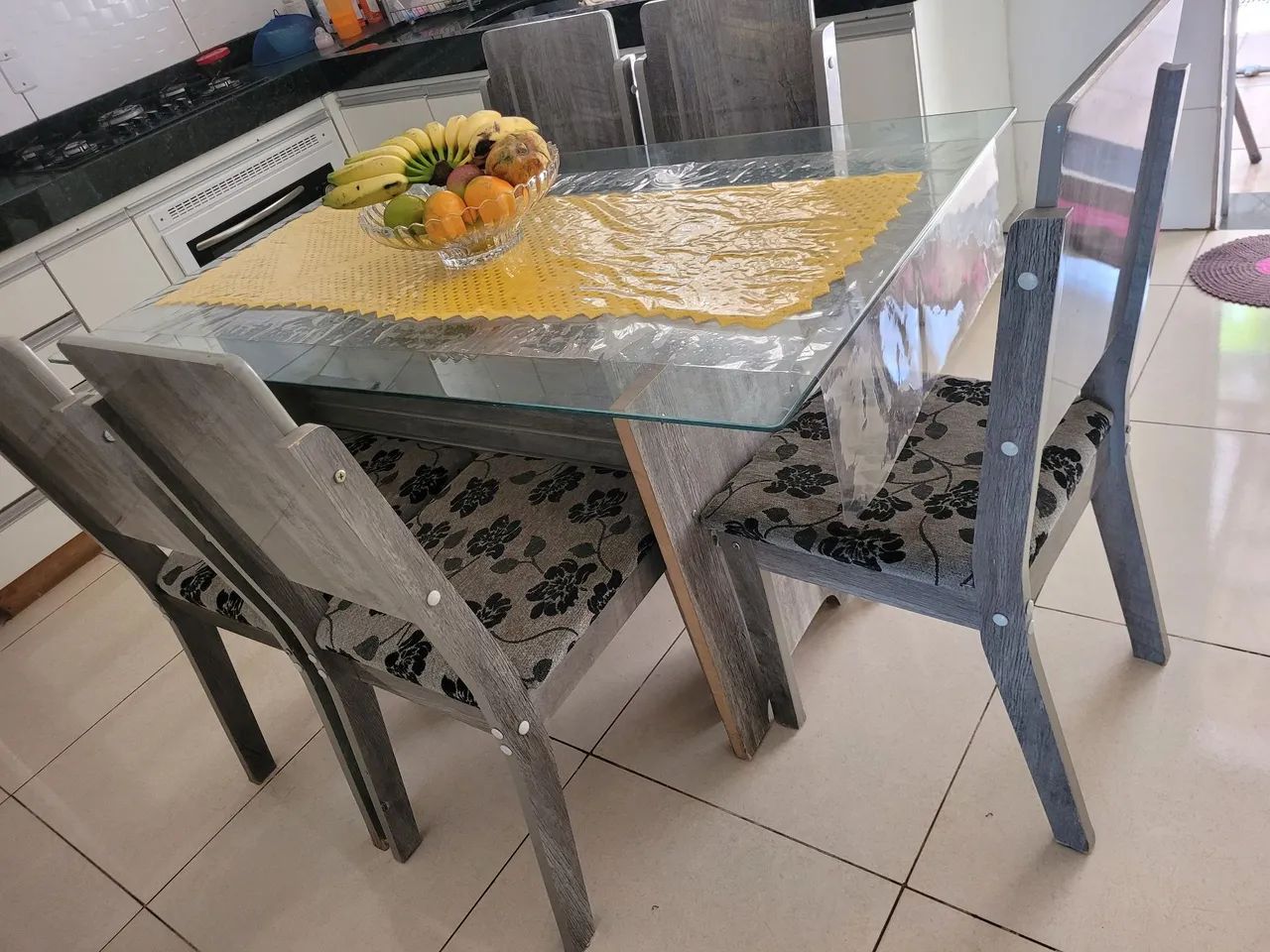 Mesa com 6 cadeiras - Foto 3