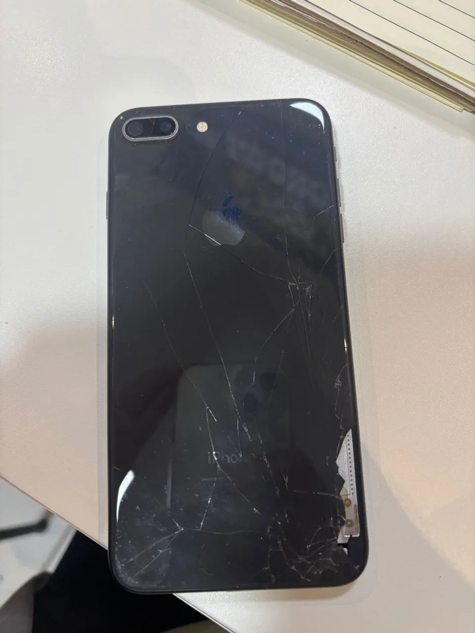 IPHONE 8 PLUS - Foto 2