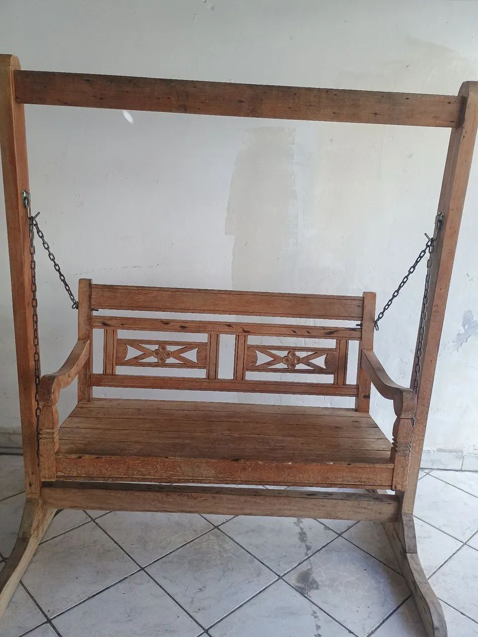 Vende-se Banco 