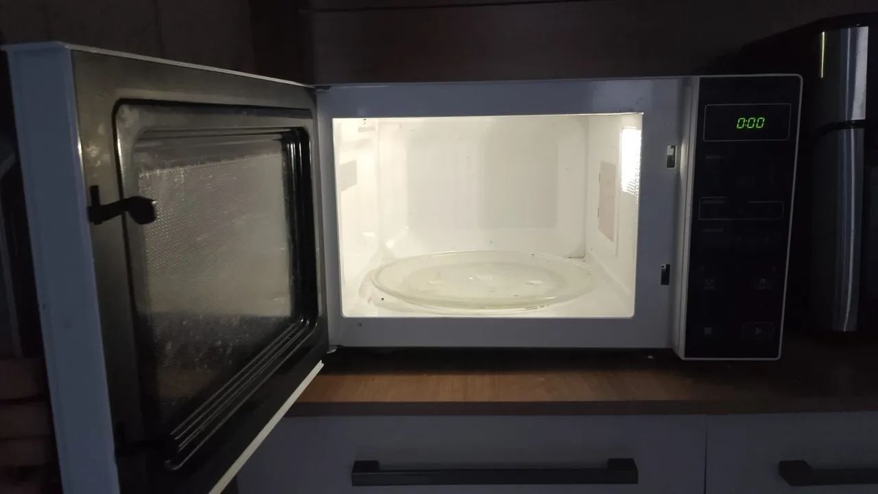Microondas midea 35 litros  - Foto 2