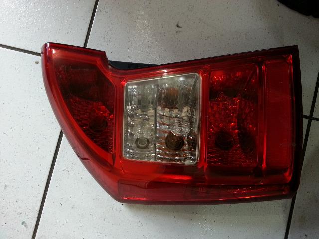 Kia Carens Sucata Para Vender Peças Usadas - Foto 3