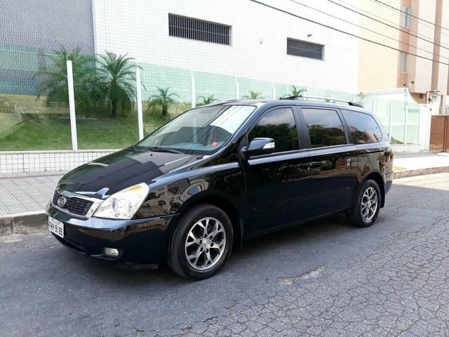 Kia Carnival 3.5 gasolina 8 Lugares - Foto 2