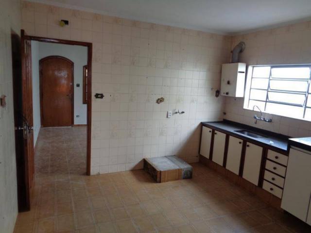 Ótima oportunidade para investimento! Terreno com 3 casas construídas à venda, 300 m² por - Foto 4