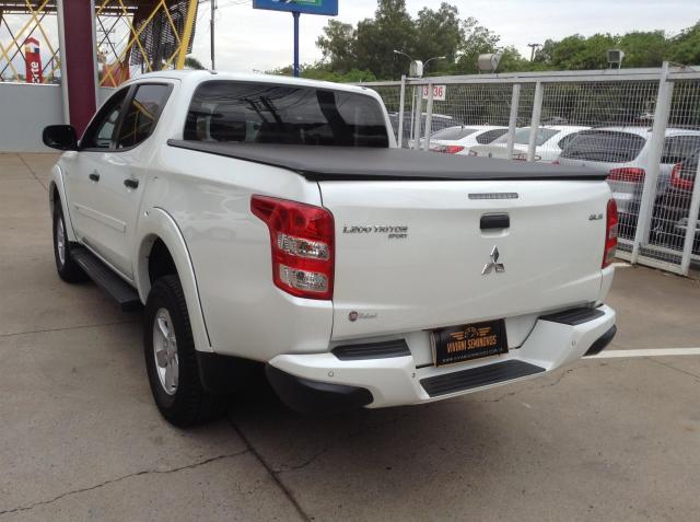 MITSUBISHI L200 TRITON 2017/2018 3.2 GLX 4X4 CD 16V TURBO INTERCOLER DIESEL 4P MANUAL - Foto 5