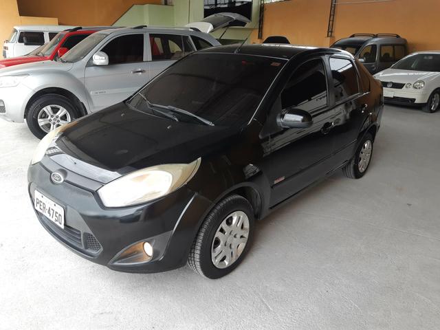 Fiesta Class 1.6 Sedan 2012