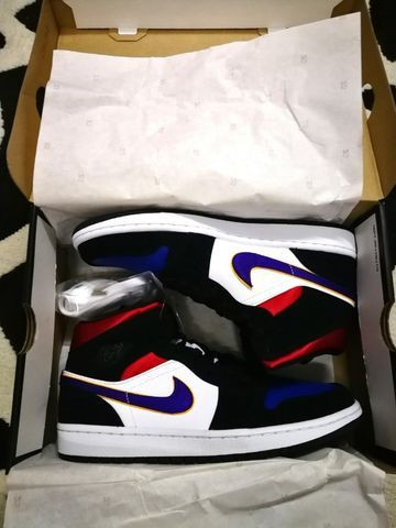 jordan 1 mid rivals