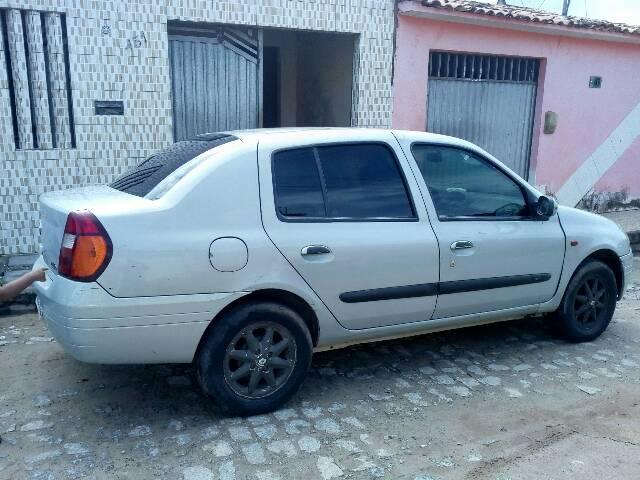 Renault clio 1.0 16v ano 2002 completo de tudo. - Foto 6