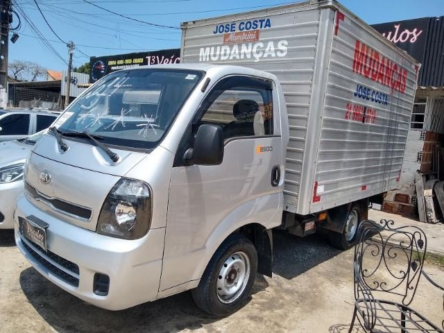 Kia Bongo 2014 K2500 Com 90000km Rodados Baú Pronto pra Trabalhar!