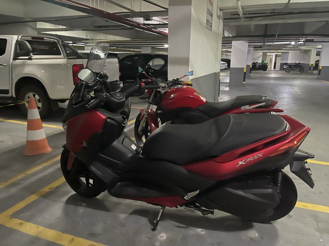 YAMAHA XMAX 21/21 COM 400KM
