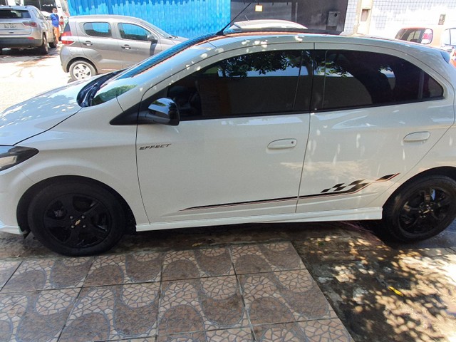 CHEVROLET ONIX EFFECT