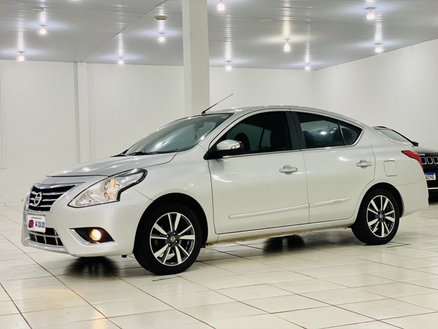 NISSAN VERSA 1.6 16V FLEXSTART UNIQUE 4P XTRONIC
