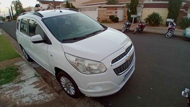 CHEVROLET SPIN LT 1.8 BRANCA 2012/2013