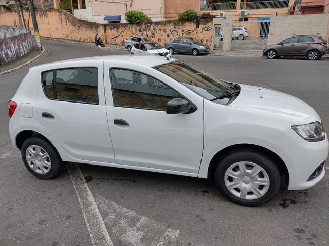 SANDERO 2019/19 1.0 COMPLETO NOVO