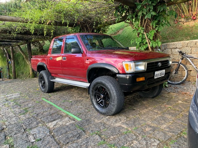 TOYOTA HILUX 2.8 DIESEL 1999 4X4