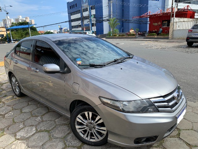 HONDA CITY LX MOD 2014.AUTOMÁTICO