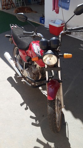 TITAN 125